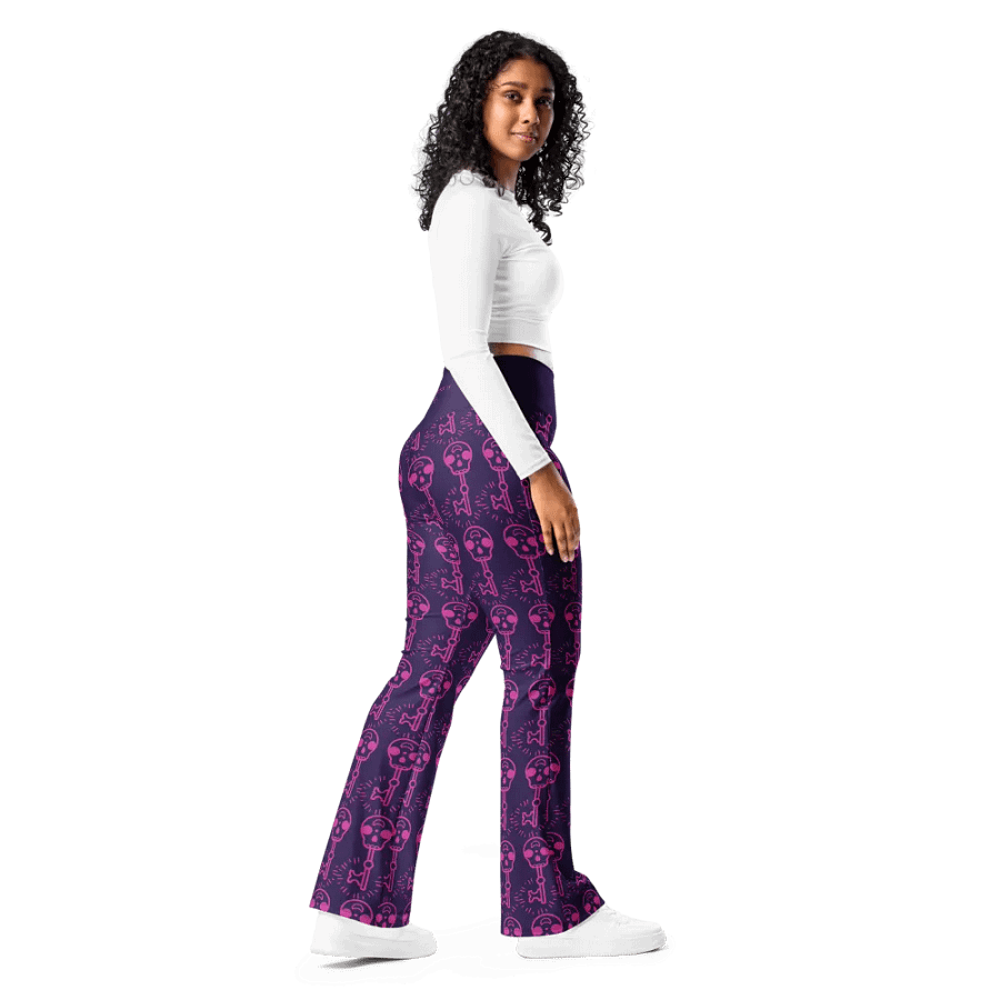 Rebel Key Flare Leggings product image (7)