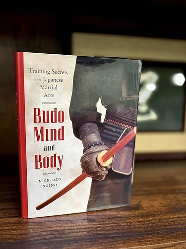 Unlock the deeper meaning of martial arts with Budo Mind and Body by Nicklaus Suino. 🥋 Discover how true budo goes beyond fig...