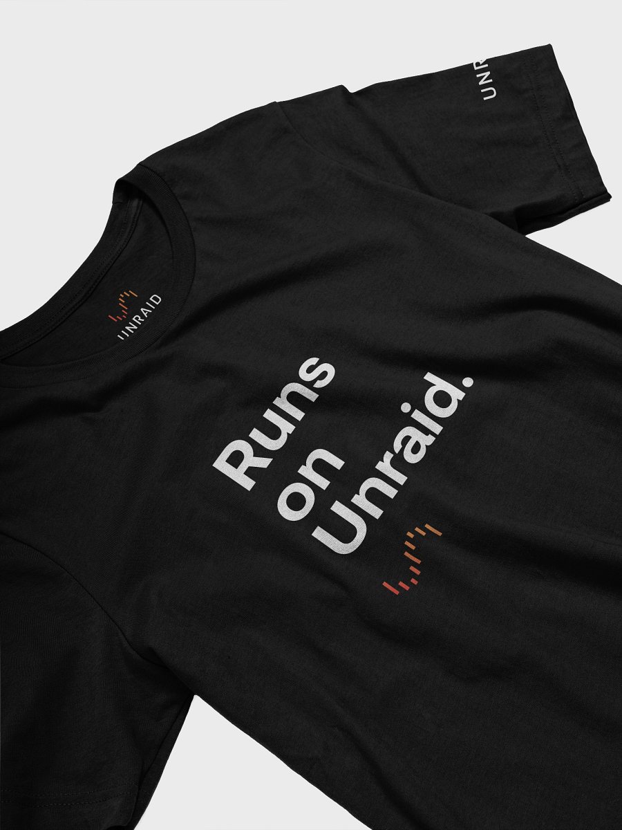 Powered by Unraid Tee product image (10)