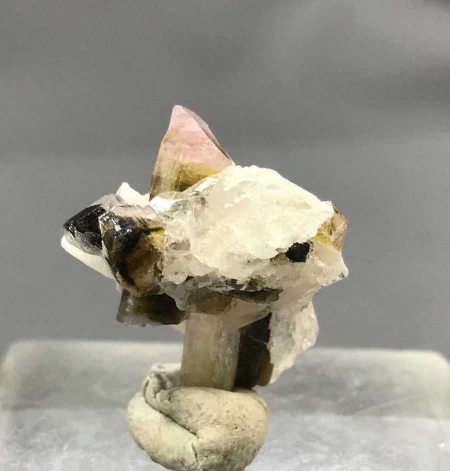 BI-COLOR PINK TOP TOURMALINE COMBINED WITH FELDSPAR NATURAL SPECIMEN, 4.5 GRAM product image (7)