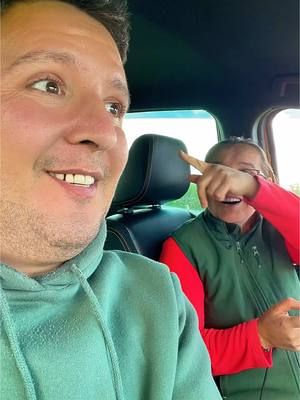 Szépül a méhész telepünk napról napra…  Ma remélhetőleg a kaszálás befejezzük… #anyaneveles #anyanevelo #mehesz #meheszet #preciziosmeheszet #modernmeheszet #mehekfejlodese #méhészet #méhésztelep #kistraktor #teleprendezés #kaszálás #méhészélet #méhek 
