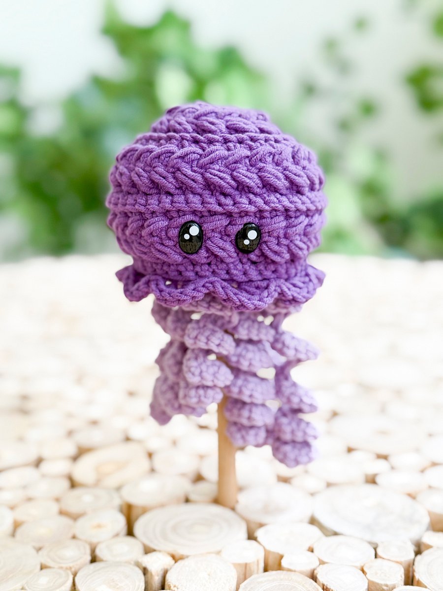 How to Crochet a Jellyfish | Easy No-Sew Amigurumi with Wheat Stitch product image (7)