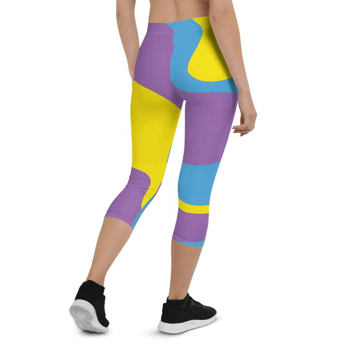 Royal Crypto Queen Capri Leggings product image (2)