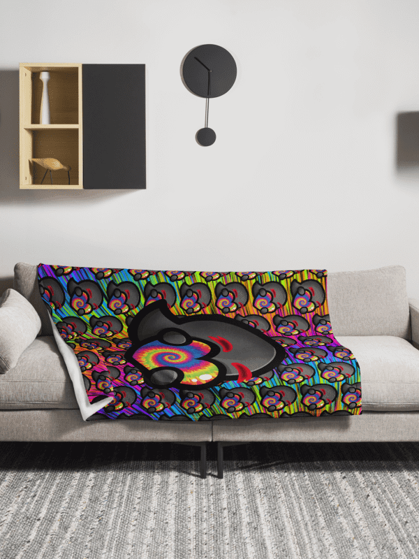 Tie Dye Heart Spam Throw Blanket product image (3)
