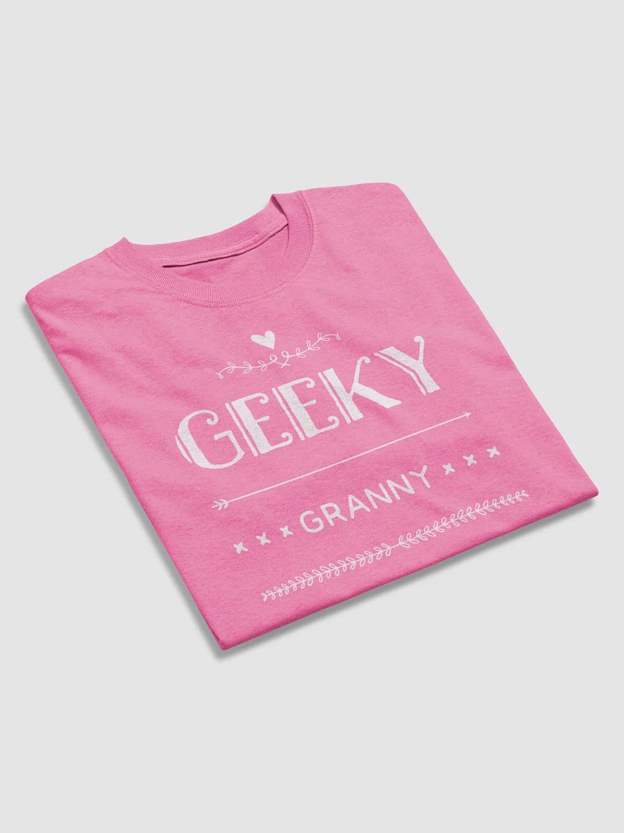 GEEKY GRANNY Tee product image (29)