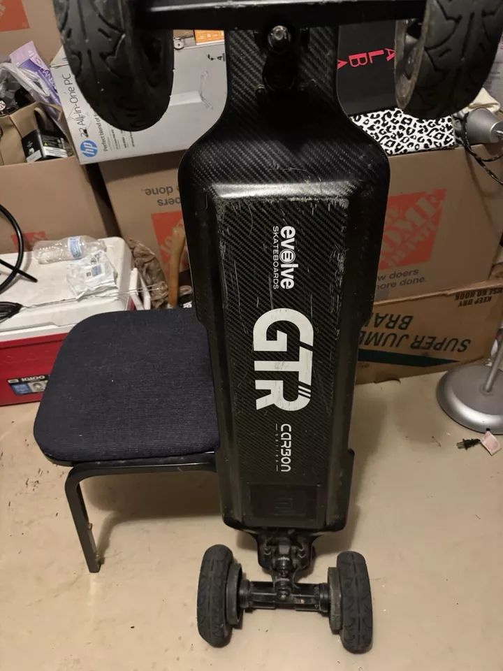 electric skateboard Evolve Diablo Carbon product image (1)