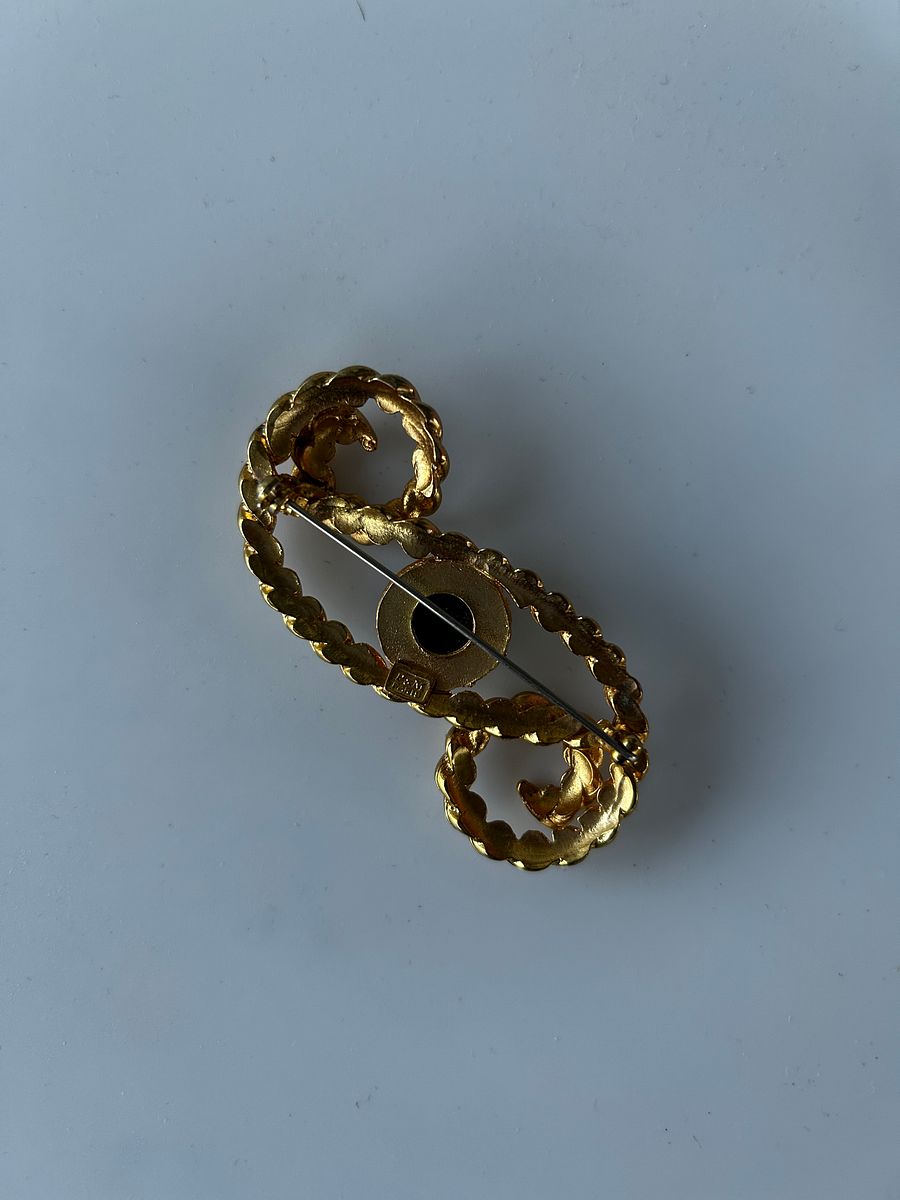 Vintage Gold Tone Rope Twist Cabochon Brooch product image (5)