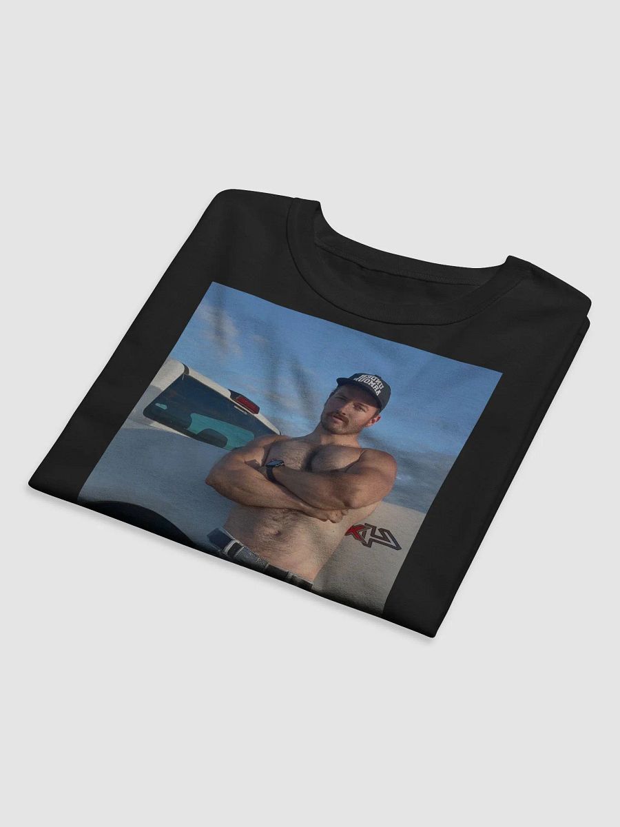 A shirtless shirt product image (20)