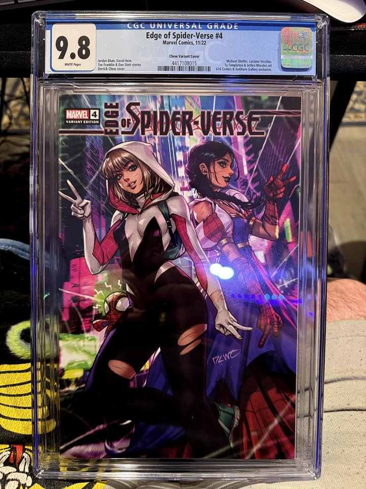 Edge of Spider-Verse #4 (2022) | CGC 9.8 | Derrick Chew Variant Cover | 616 Comics Exclusive product image (1)