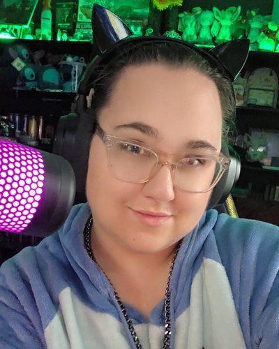 Proceeding to bash head into desk in 3...2...1...
I am LIVE!!!
#HelmetFlairAmbassador #TeamFlair #RogueEnergyAffiliate #Blerp...