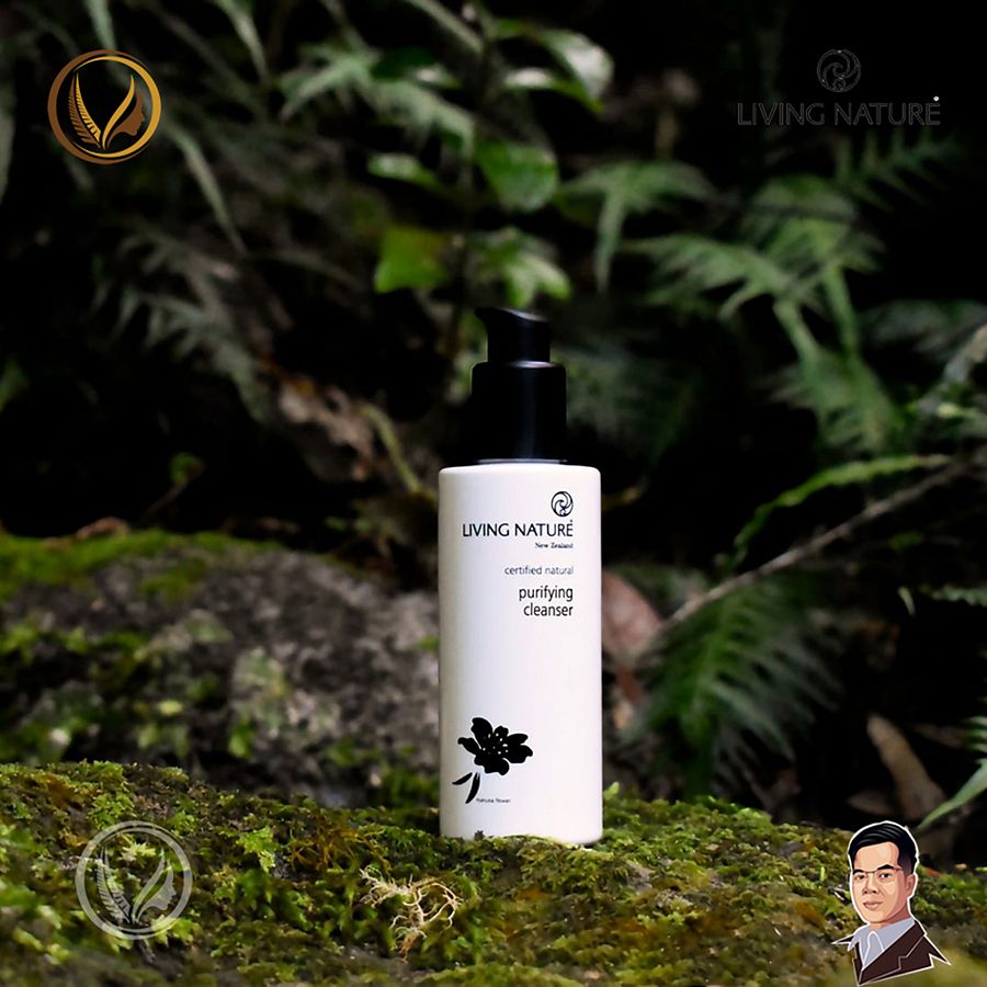 Sữa rửa mặt cho da dầu, mụn Living Nature Purifying Cleanser 120ml product image (3)