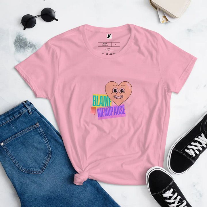 Menopause Vibes Heart Graphic Tee product image (2)