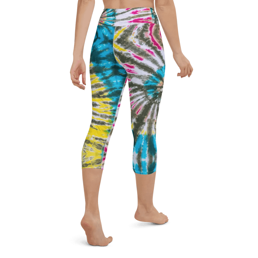 Cosmic Burst Yoga Capri Leggings product image (3)