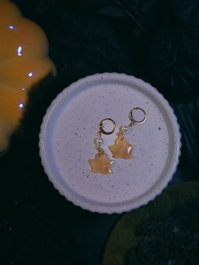 Golden Falling Leaves product image (1)