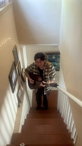Testing out my stairwell reverb with ancient song of lonely-boy-complaining ♥️ #cover #teenagedirtbag #songwriter