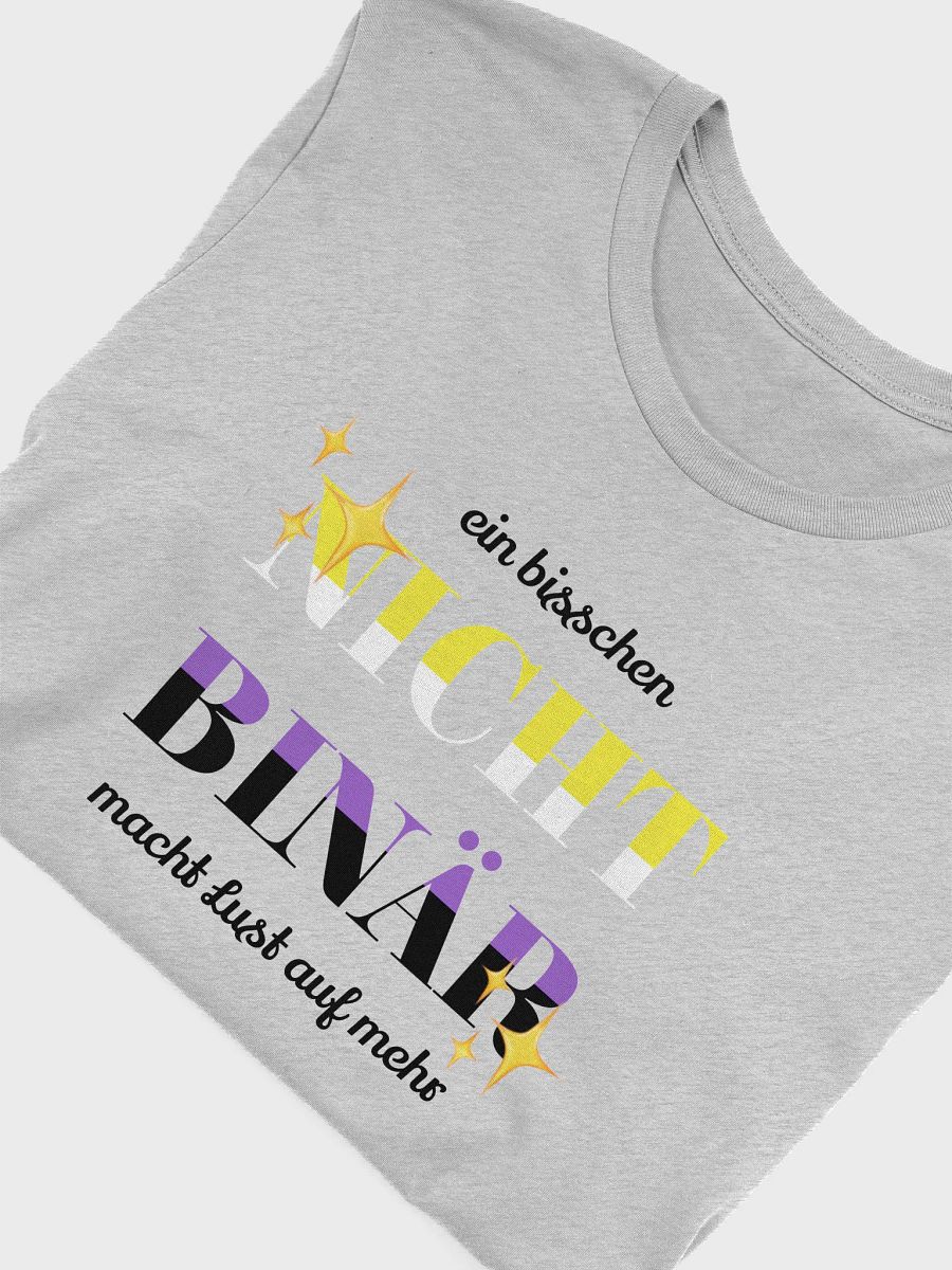 ein bisschen nichtbinär t-shirt product image (5)