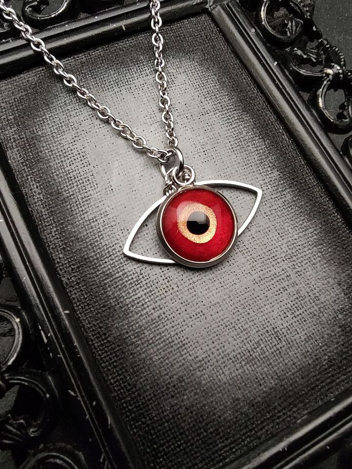 Eye Painted Amulet - Scarlet Glow product image (1)