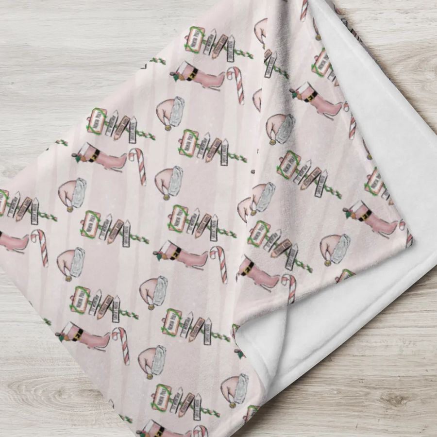 Pink Christmas Blanket product image (5)