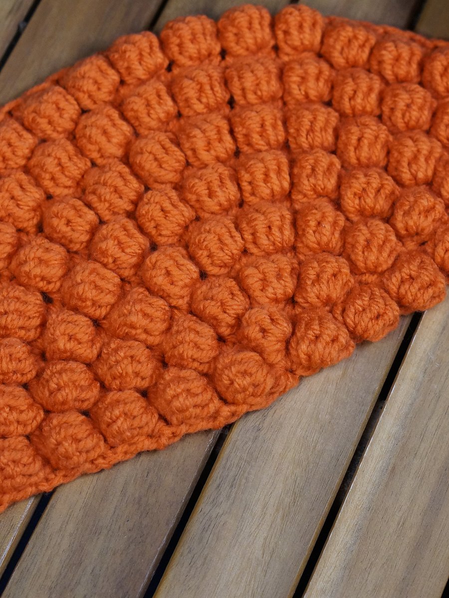 Bobble stitch half circle pdf pattern product image (2)