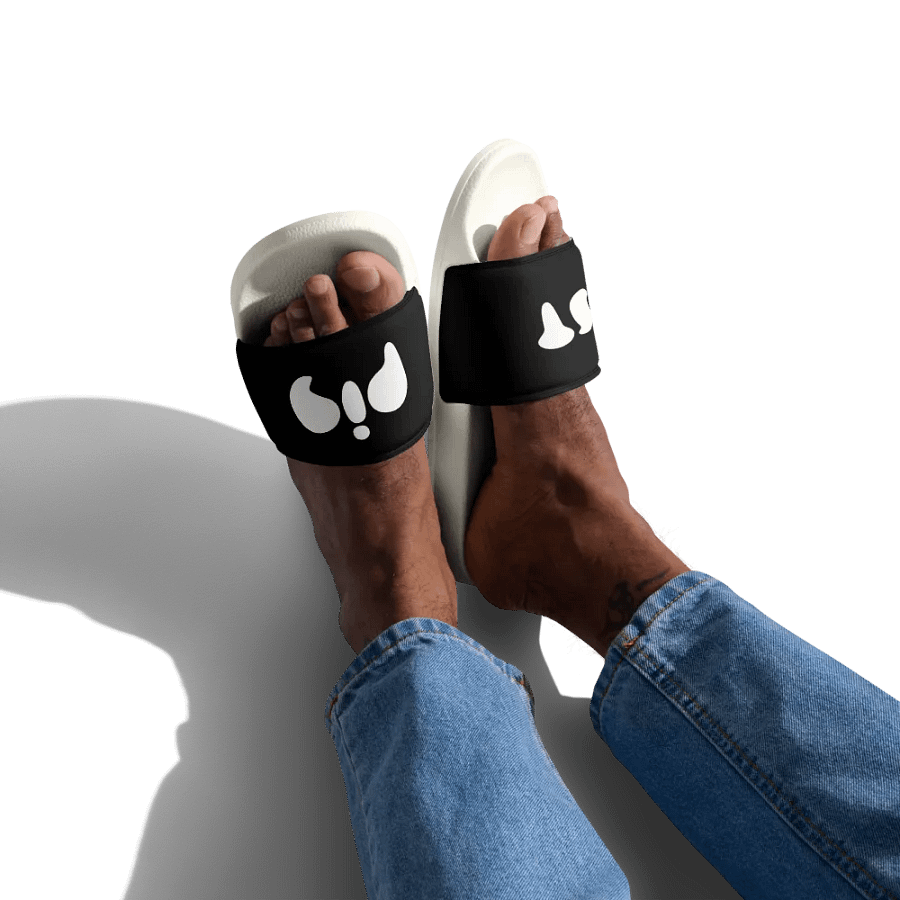 White-Black Fist Pig · slides product image (2)