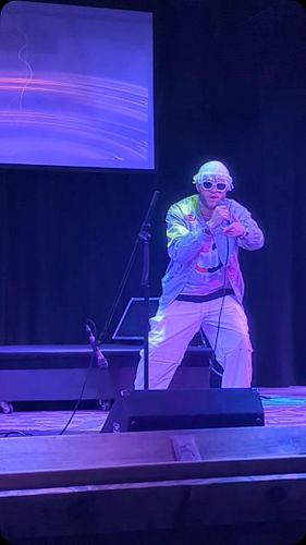 King Vee performing “Head in the clouds” LIVE at the @afterlife_akron 

Shout out to everyone that made it out and those that...