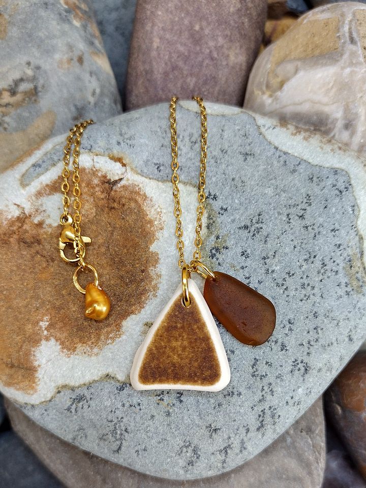 SEA GLASS NECKLACE product image (2)