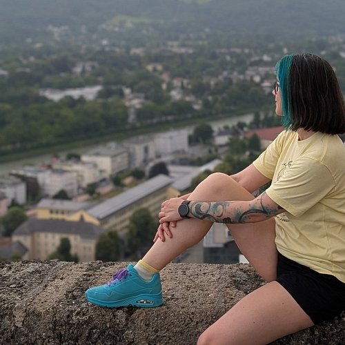 Visiting a medieval castle and enjoying life 😊

#salzburg #hohensalzburg #castle #medievalcastle #view #cityview #viewpoint #...