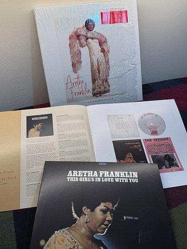 Aretha Franklin : This Girls In Love with You : 1970

From the BMG ‘Portrait Of The Queen’

6LP box covering the 1970-1974 pe...