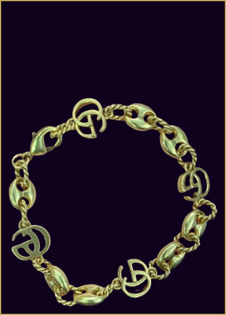 GEMS FASHION GOLD G CHARM BRACELET product image (1)