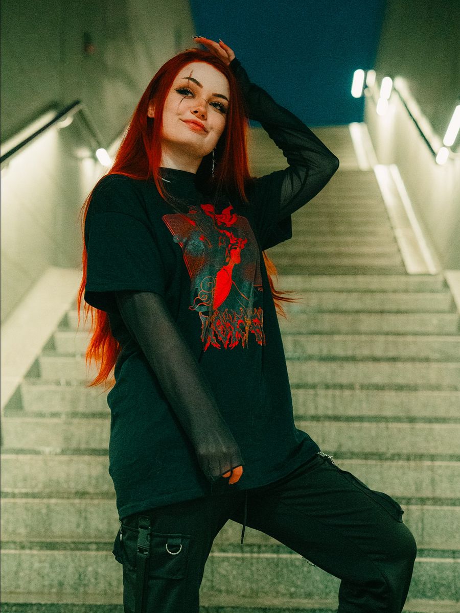 Never trust the Fox - T-Shirt product image (3)