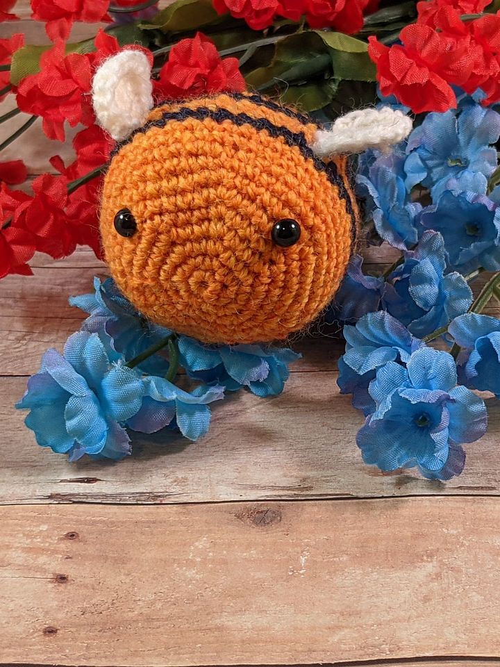 Pumpkin Bee Plush product image (1)