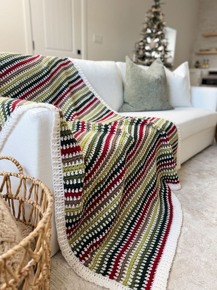 Holiday Weave Blanket Crochet Pattern product image (4)
