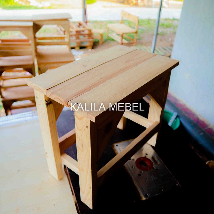Bangku, Lekar, Meja Belajar Anak, Tangga Lampu, Kursi Lesehan 35x25x35cm 2kg product image (1)