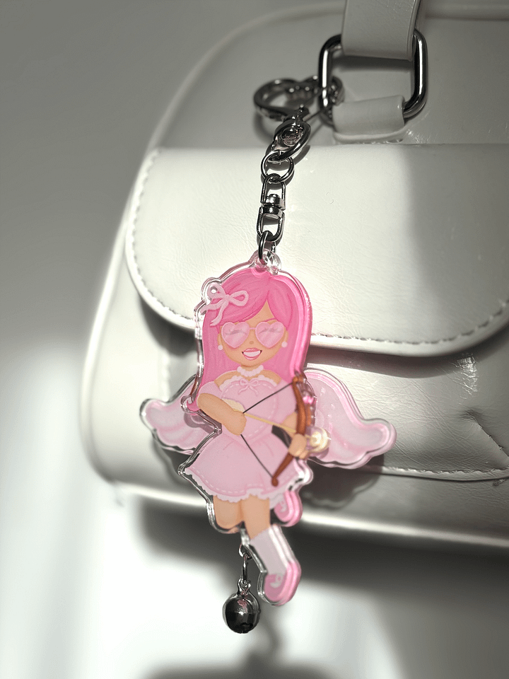 Moving wings cherub keyring product image (1)