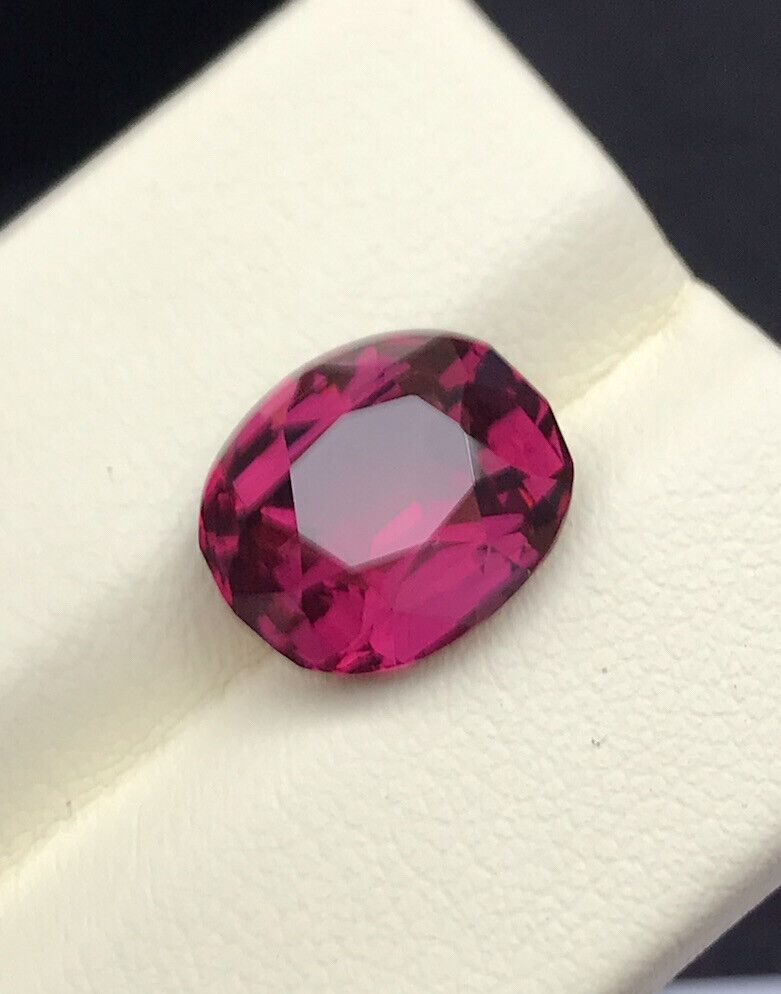 Garnet Precious Quality Stone, Pyrope Almandine Garnet Stone, Red Garnet Crystal product image (3)