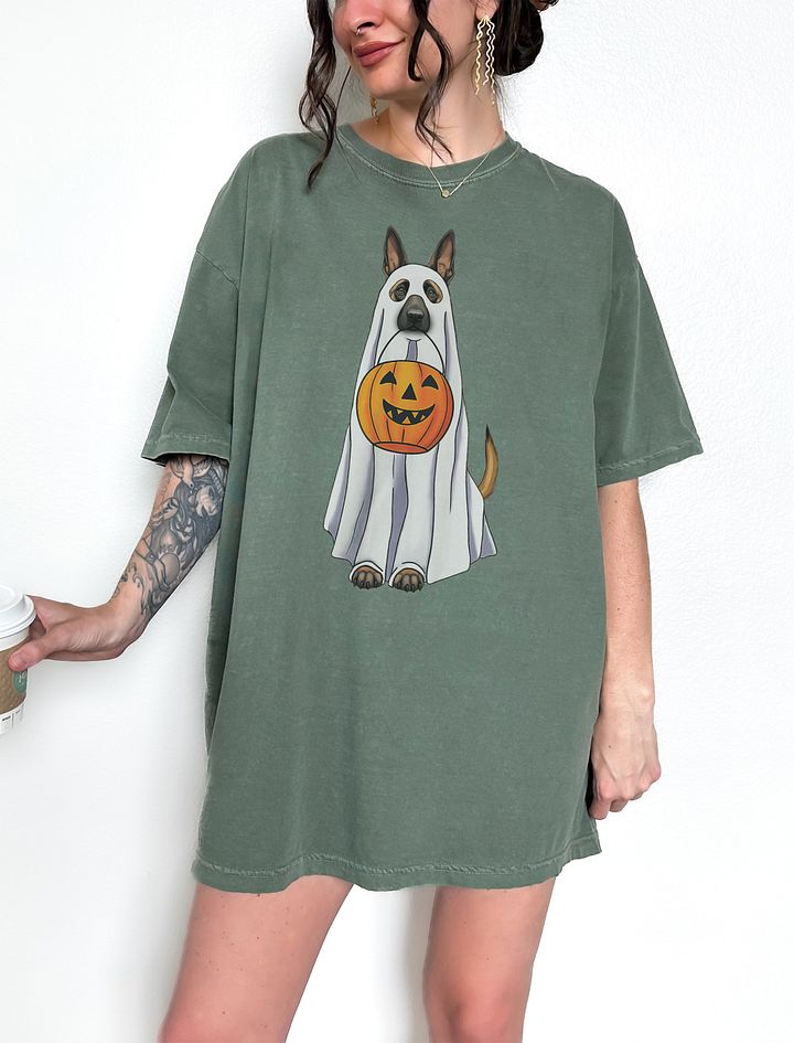 Belgian Malinois Halloween Tee | Funny Fall and Halloween Malinois Wearing a Ghost Costume with Pumpkin Basket product image (1)