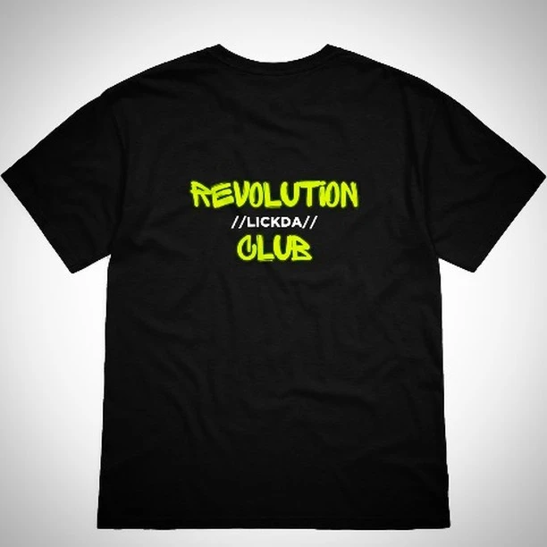 Check out 'REVOLUTION CLUB-DYED HEAVYWEIGHT T-SHIRT'
https://lickda.com/en-nzd/products/revolution-club-dyed-heavyweight-t-shirt