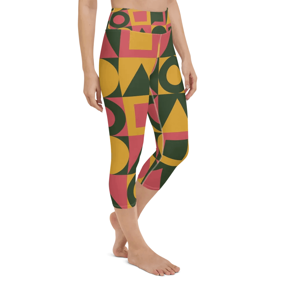 Urban Edge Retro Pattern Yoga Capri Leggings product image (2)