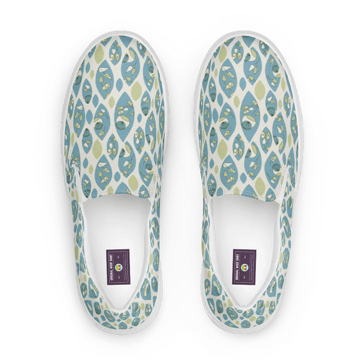 Chilly Summer | Men's Slip-On Canvas Shoes product image (1)
