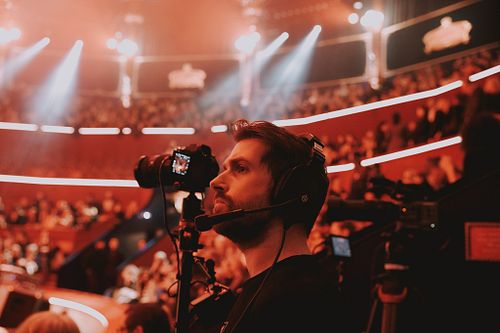 In action at the Gala Solidarité Sida: our cameraman @menard.a_ takes on the role of a volunteer videographer for a cause tha...