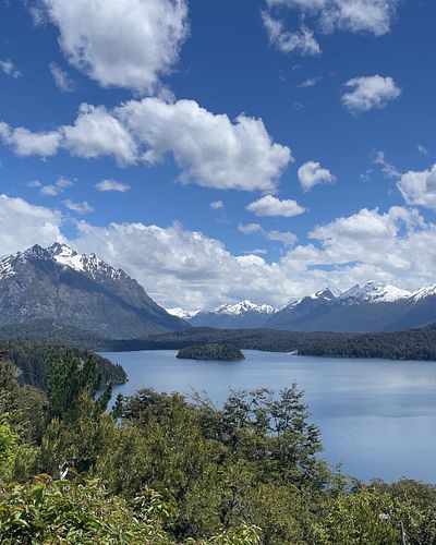 #throwback to where we were 2 weeks ago 🥹💙🇦🇷 Patagonia is stunning. 
⠀⠀⠀⠀⠀⠀⠀⠀
⠀⠀⠀⠀⠀⠀⠀⠀
#patagonia #patagoniaargentina #barilo...
