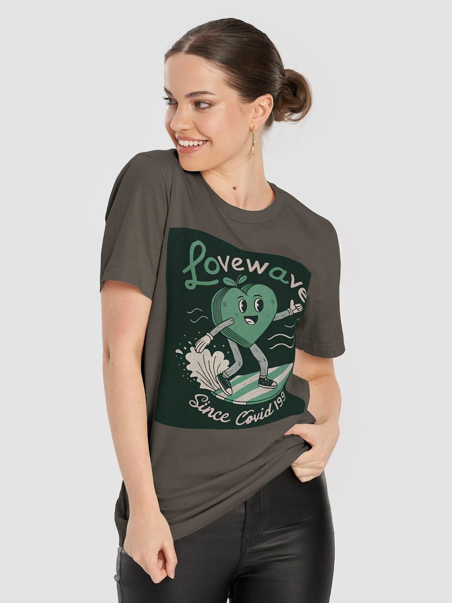 Lovewave Heart Surfer T-Shirt product image (82)