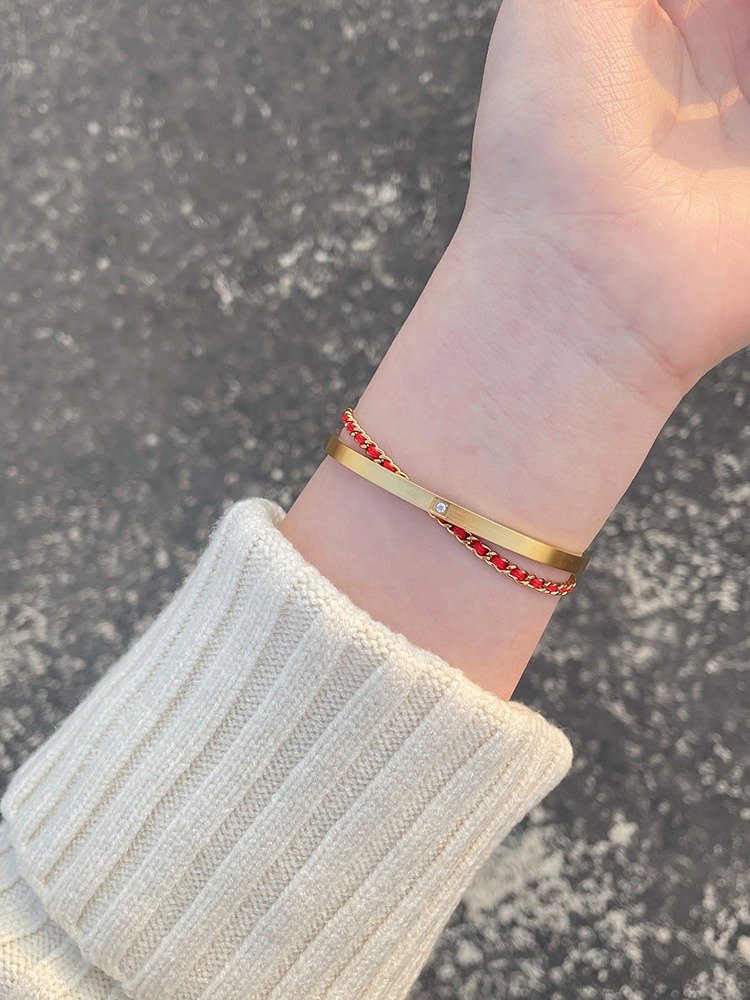 Brushed Matte Single Drill Bracelet | 18K Gold Plated product image (2)