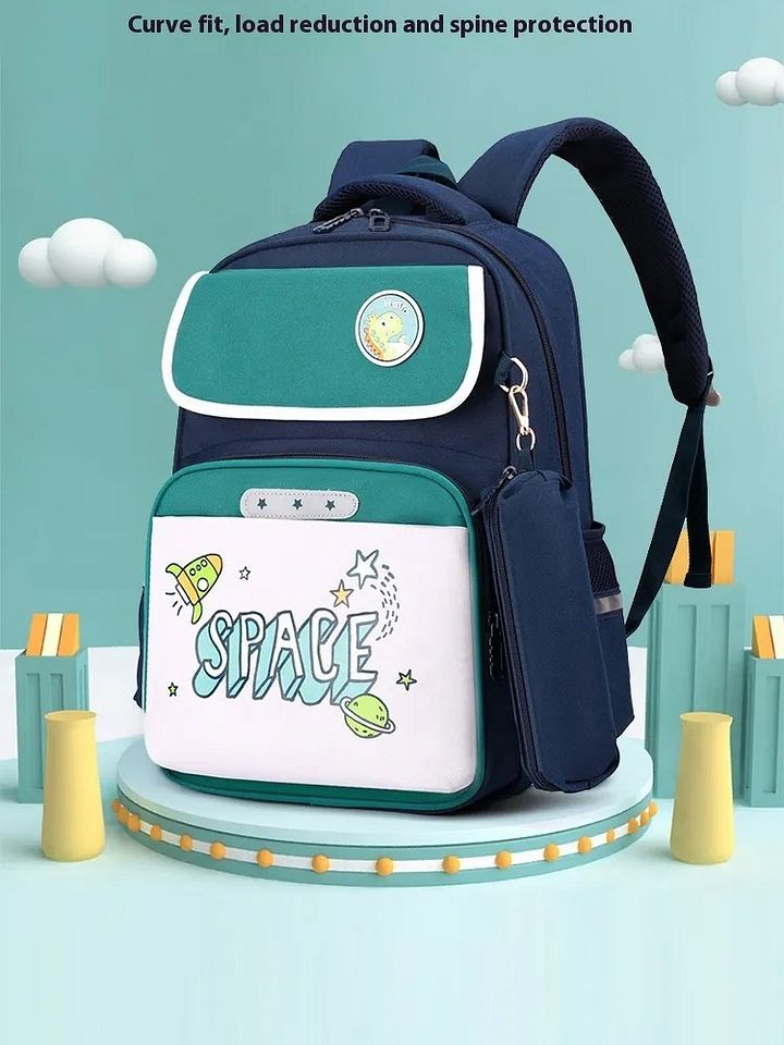 Children's Large Capacity Bag For Burden Reduction And Spine Protection product image (2)