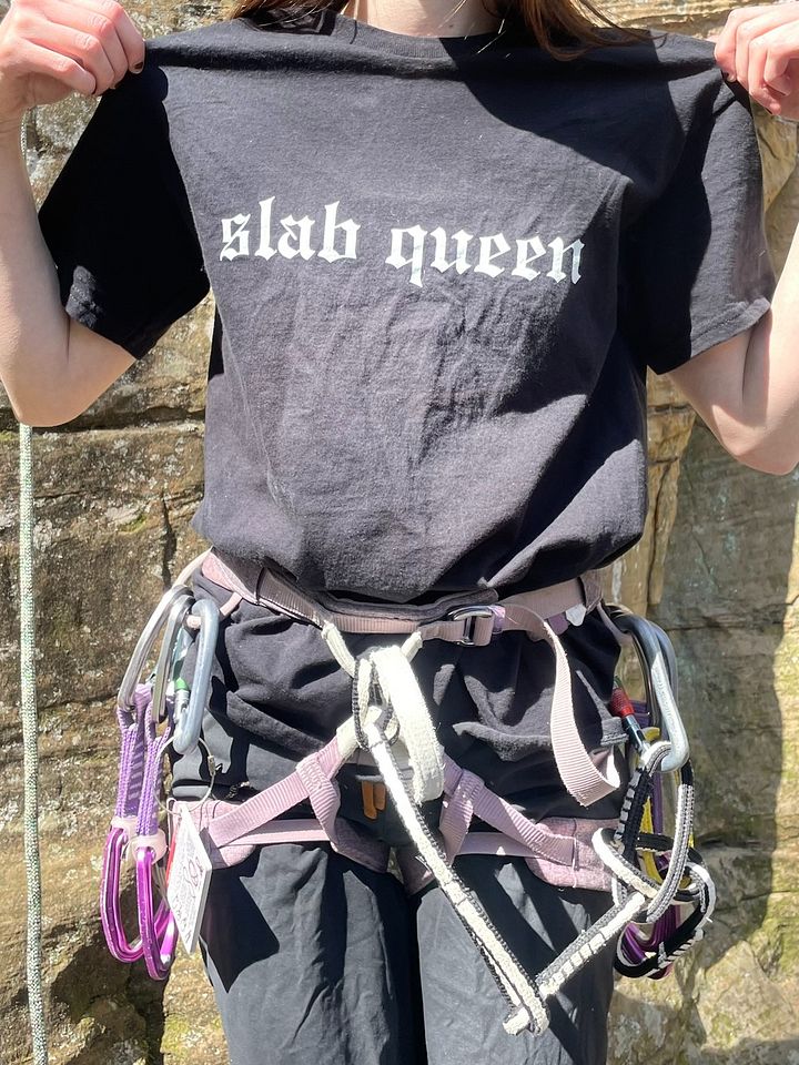 ye old slab queen (white text) - Gildan Heavyweight Tee [Unisex Sizing] product image (1)