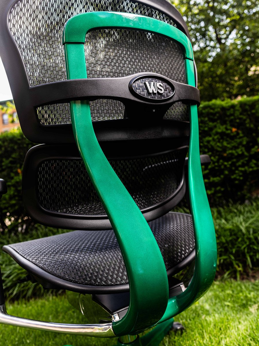 Aston Martin Green product image (5)
