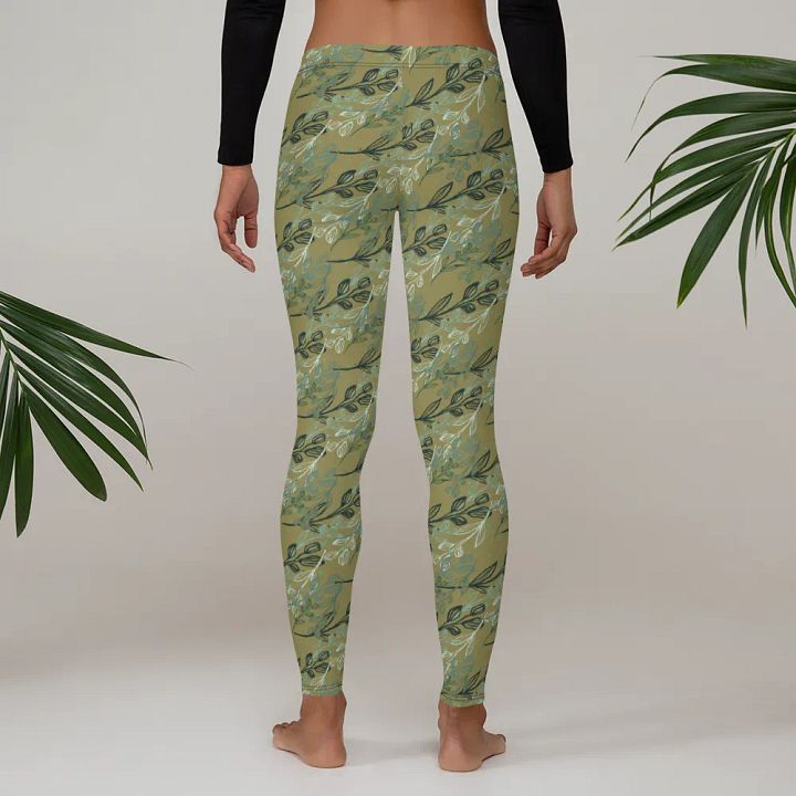 commfortable leggings in soft greens with leafy design for those thatn like nature elements. product image (1)