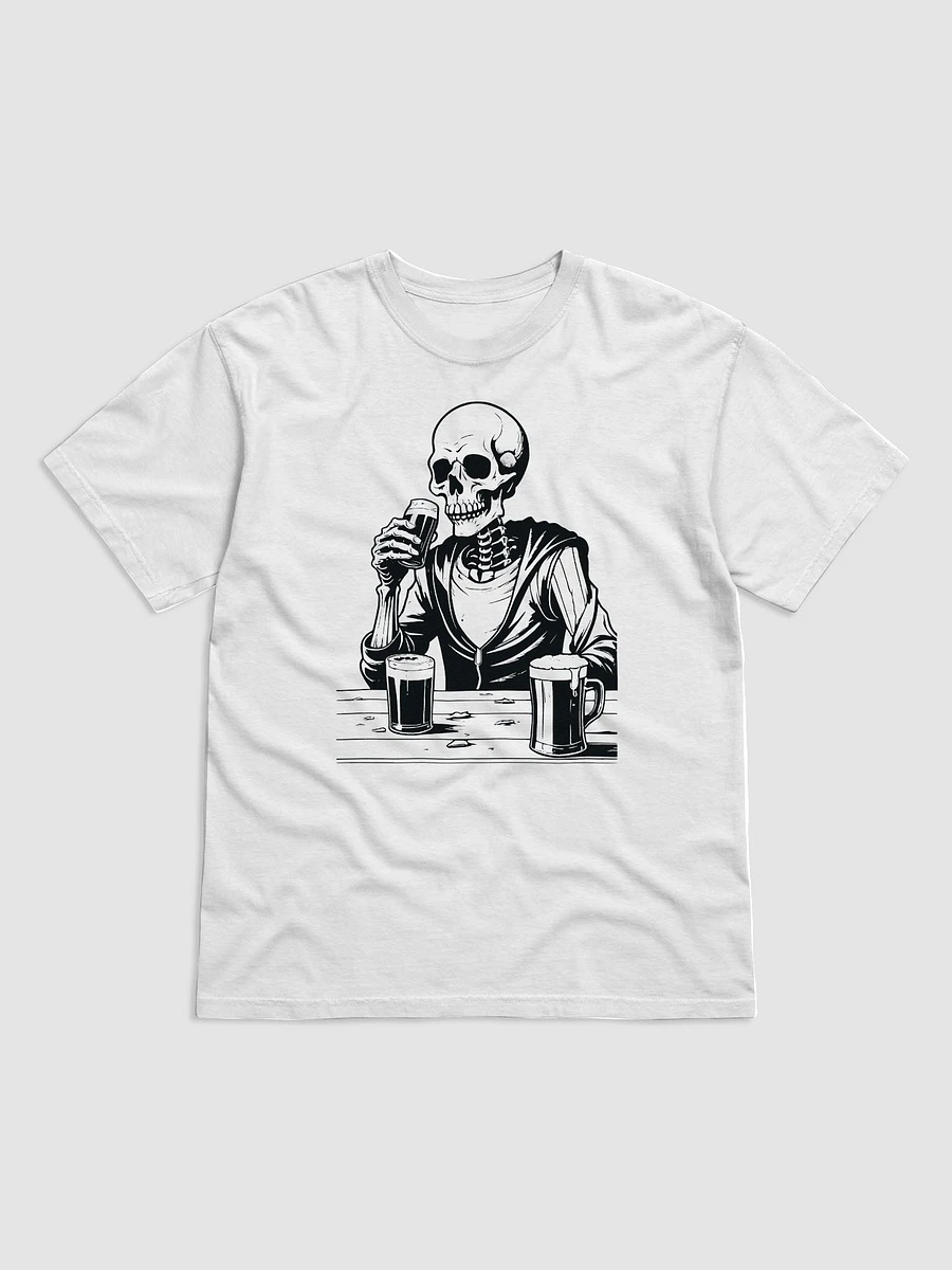 SKELETON DRINKING BEER Skeleton, skeletons, sitting skeleton, beer, beer glass, beer mug, beer lover, funny beer shirt, bar sign, sexy product image (1)