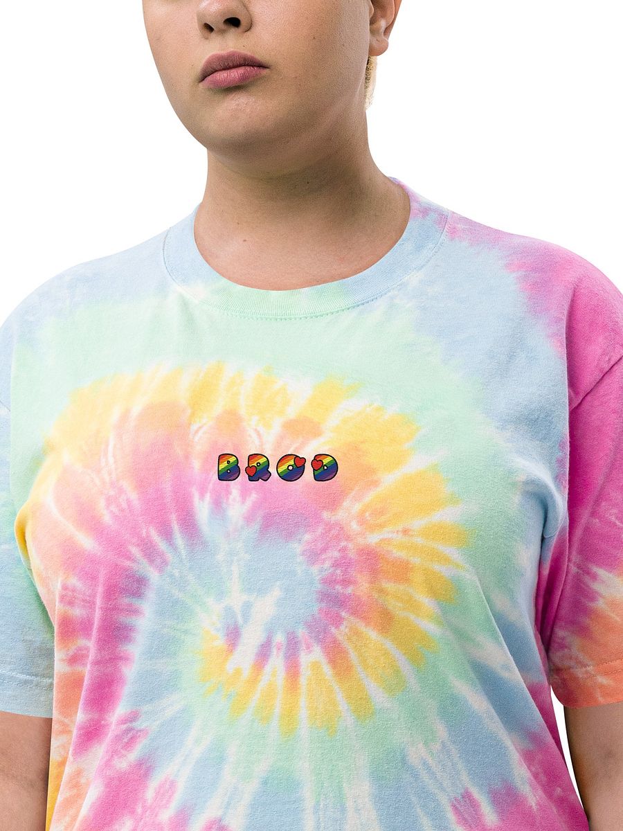 Bród Meaning Pride - Tie-Dye Embroidered Irish / Gaeilge T-shirt for PRIDE 🏳️‍🌈 product image (4)