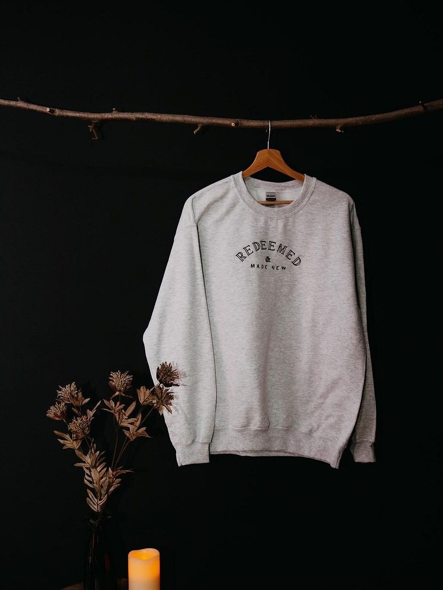 Redeemed & made new sweatshirt product image (3)